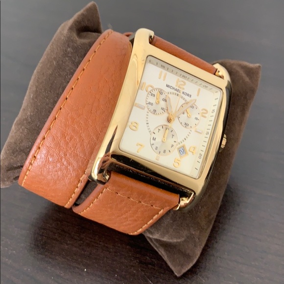 Michael Kors Accessories - Michael Kors Timepiece Michael Kors Accessories - Michael Kors Timepiece